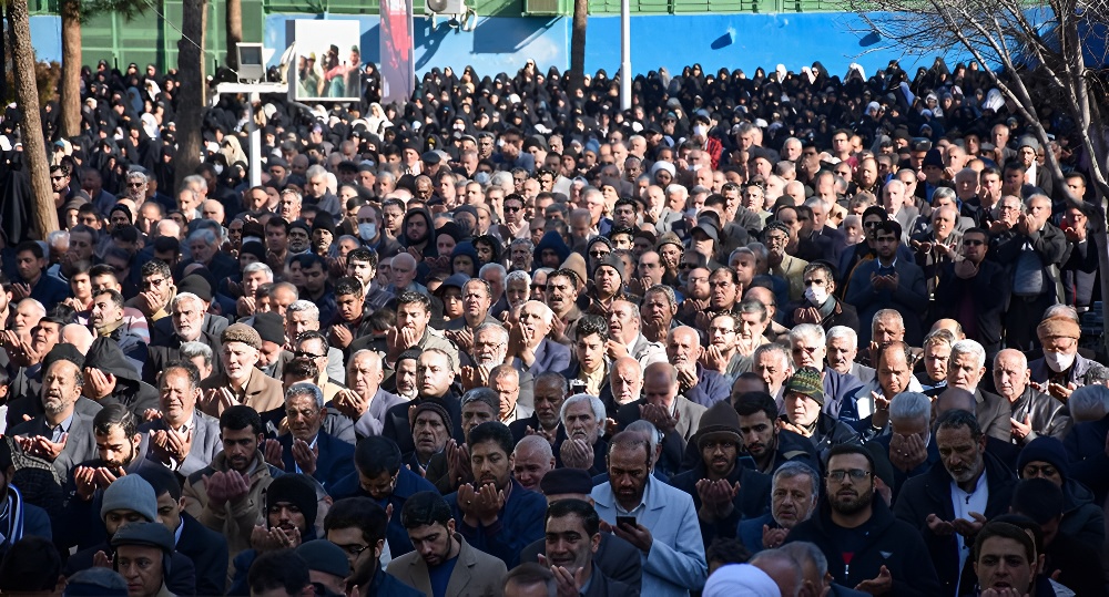 اقامه نماز باران در زنجان با حضور پرشور مردم